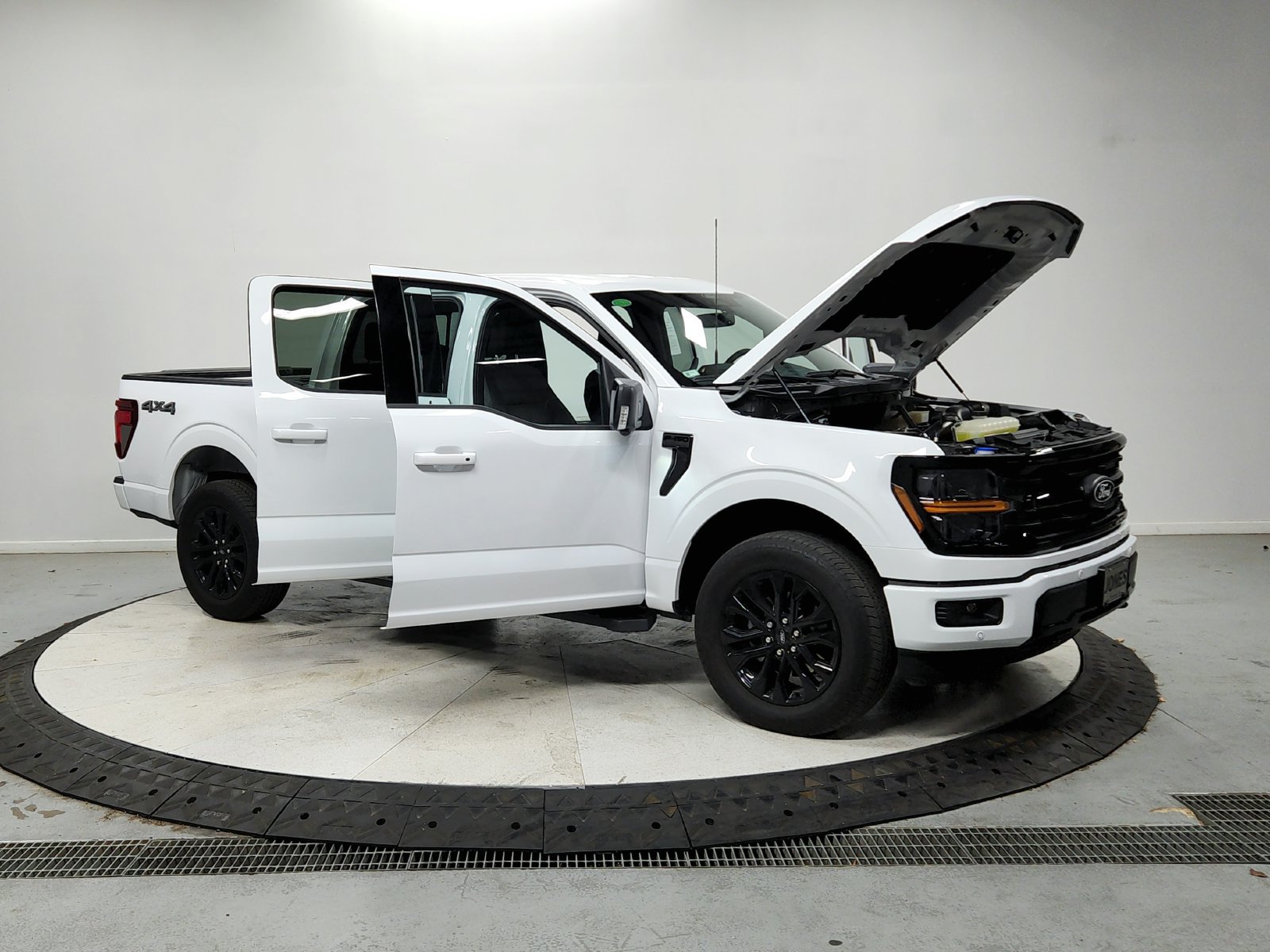 Used 2024 Ford F150 XLT w/ Equipment Group 302A MID AWD/4WD image 10