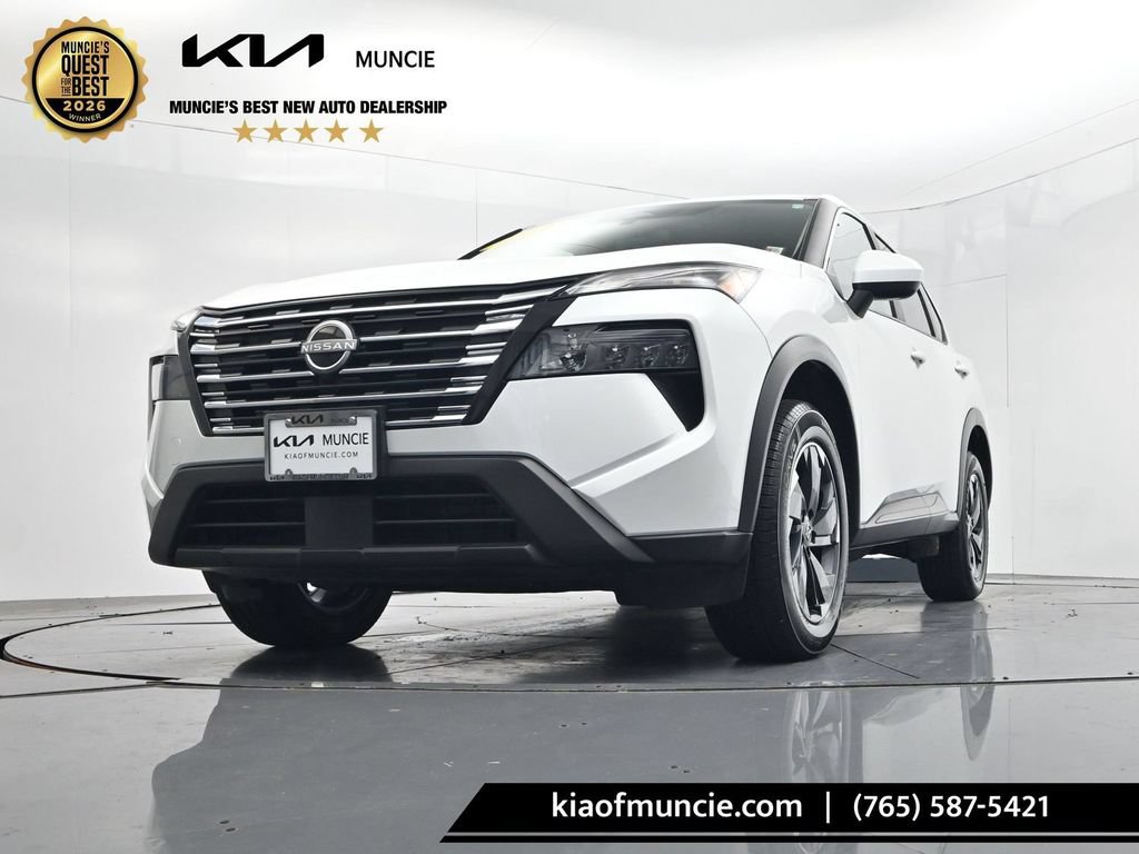 Used 2024 Nissan Rogue SV AWD/4WD image 38