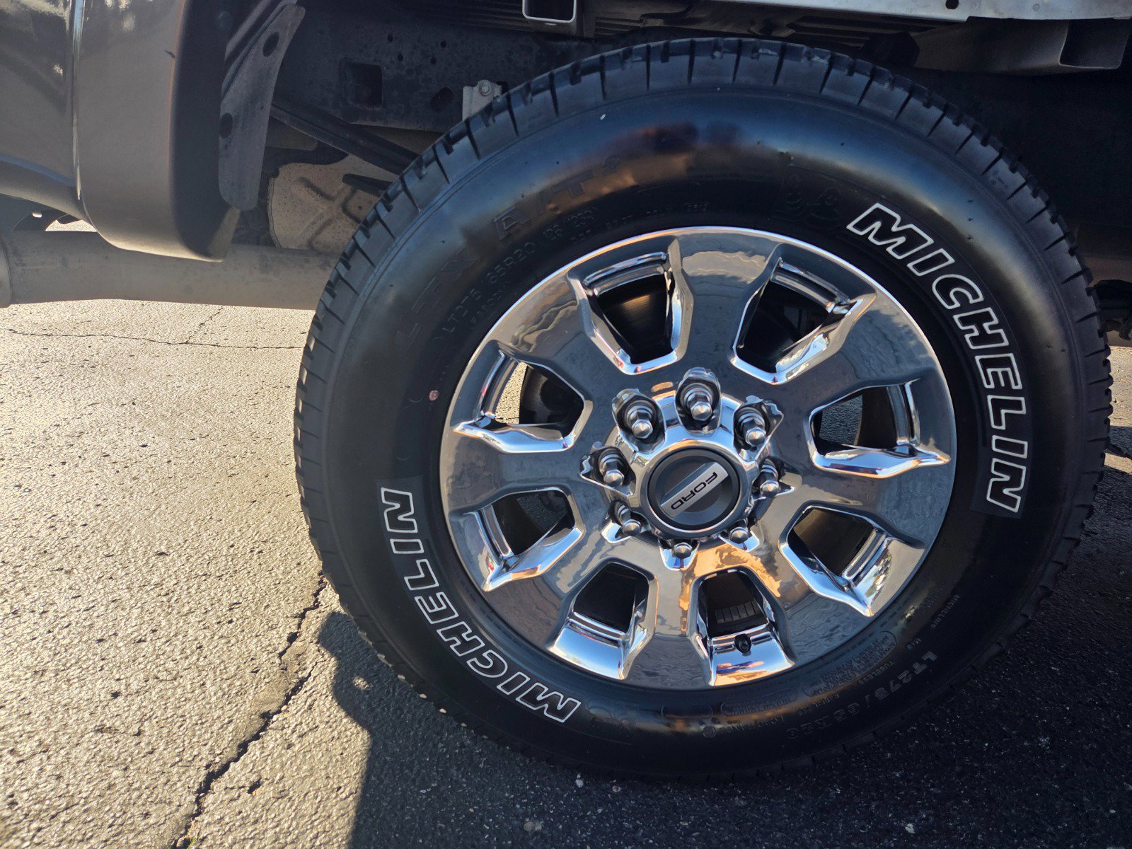 Used 2019 Ford F250 Lariat w/ Chrome Package image 20