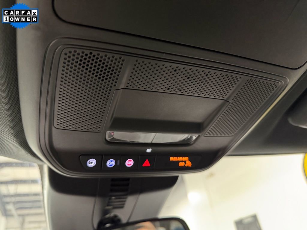 Used 2025 GMC Acadia Elevation image 26