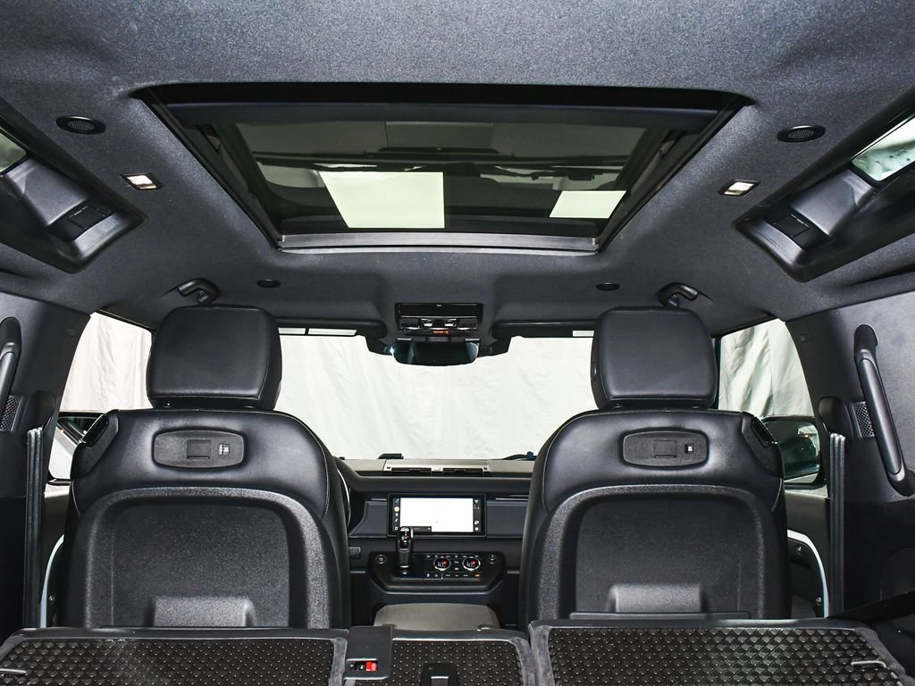 Used 2021 Land Rover Defender 90 X-Dynamic S AWD/4WD image 65