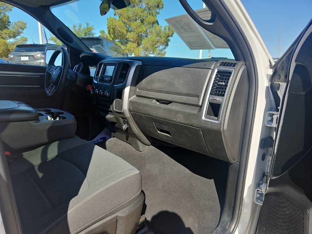 Used 2024 RAM 1500 Classic Warlock RWD image 23