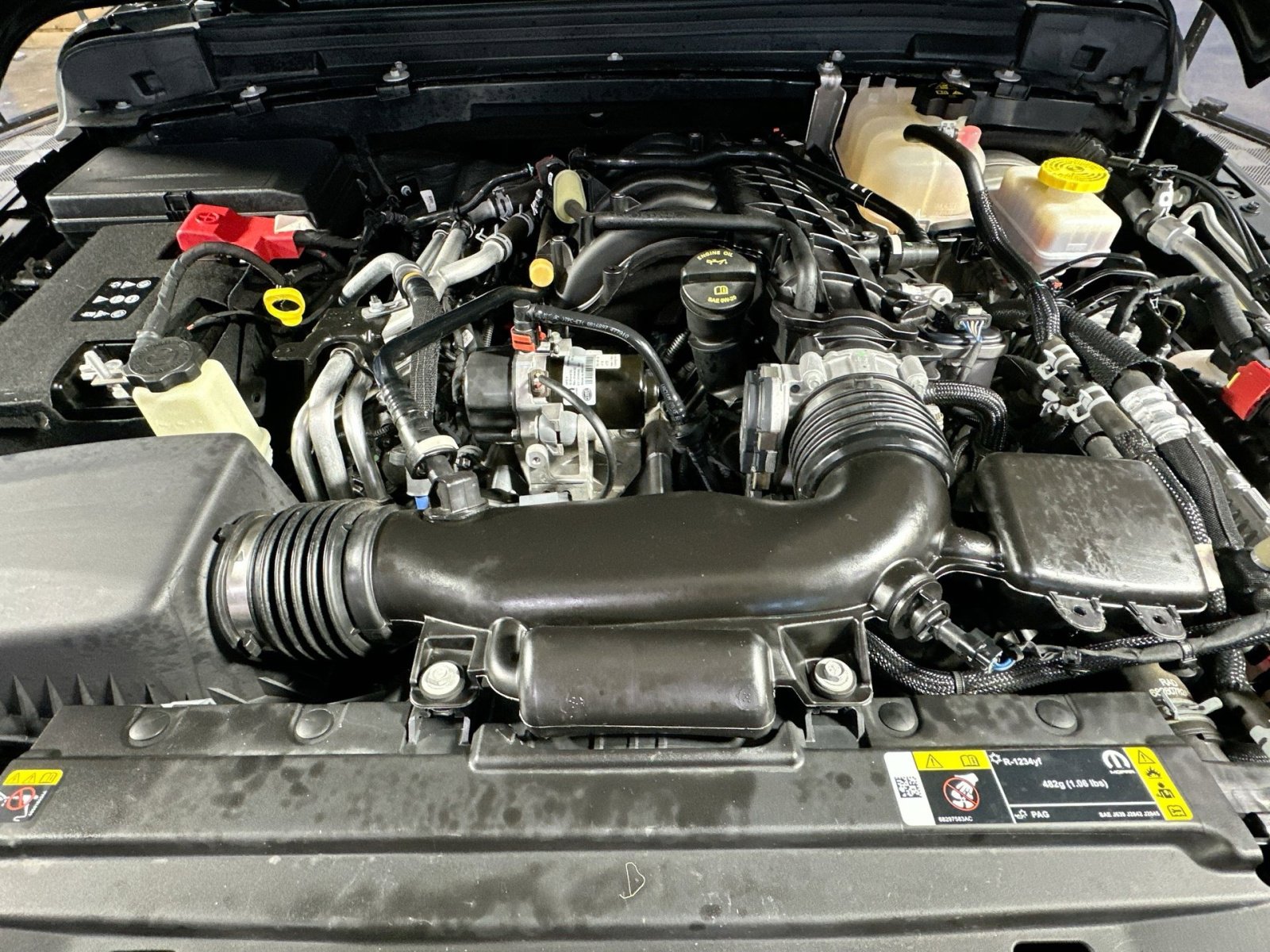 Used 2022 Jeep Wrangler Sport S image 38