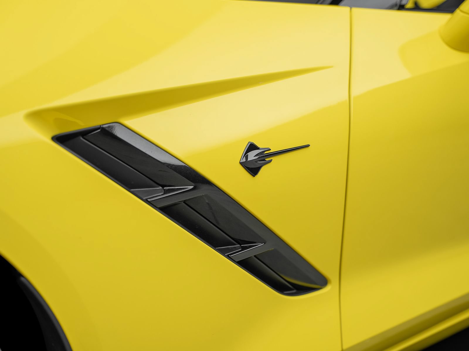 Used 2017 Chevrolet Corvette Stingray Convertible w/ 2LT Preferred Equipment Group RWD image 24