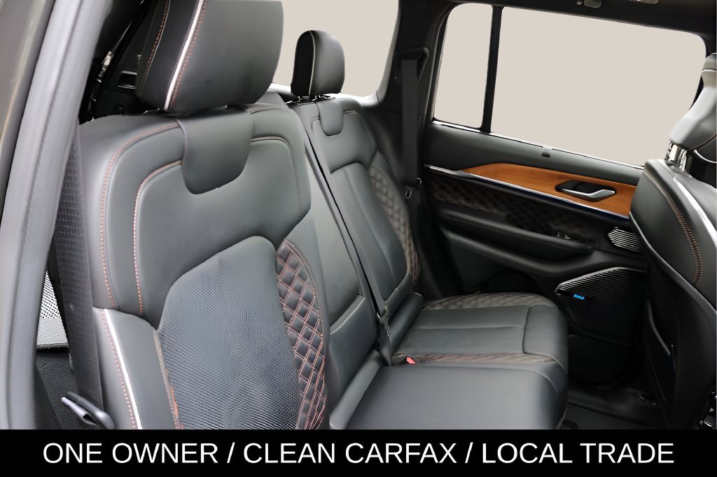 Used 2023 Jeep Grand Cherokee Summit AWD/4WD image 72