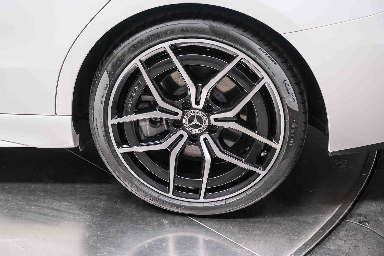 Certified 2023 Mercedes-Benz C 300 Sedan image 9