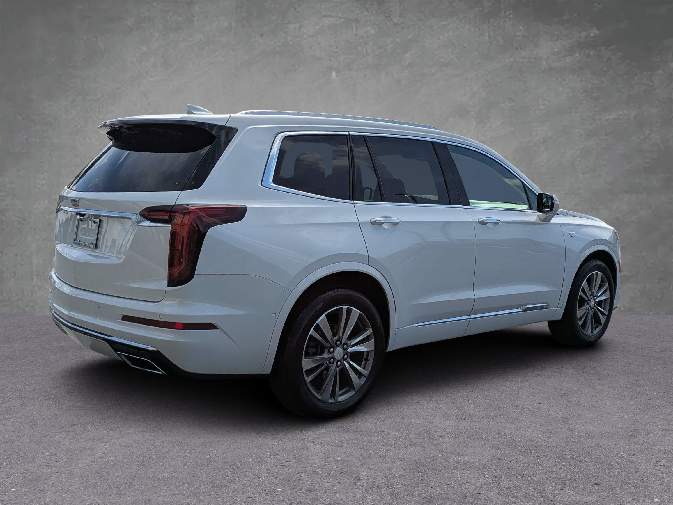 Used 2022 Cadillac XT6 Premium Luxury w/ Technology Package AWD/4WD image 4