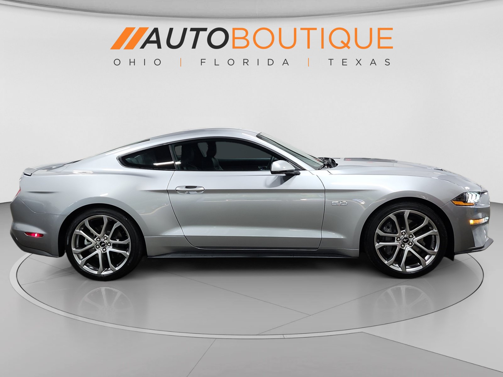 Used 2021 Ford Mustang GT Premium w/ Equipment Group 401A RWD image 6