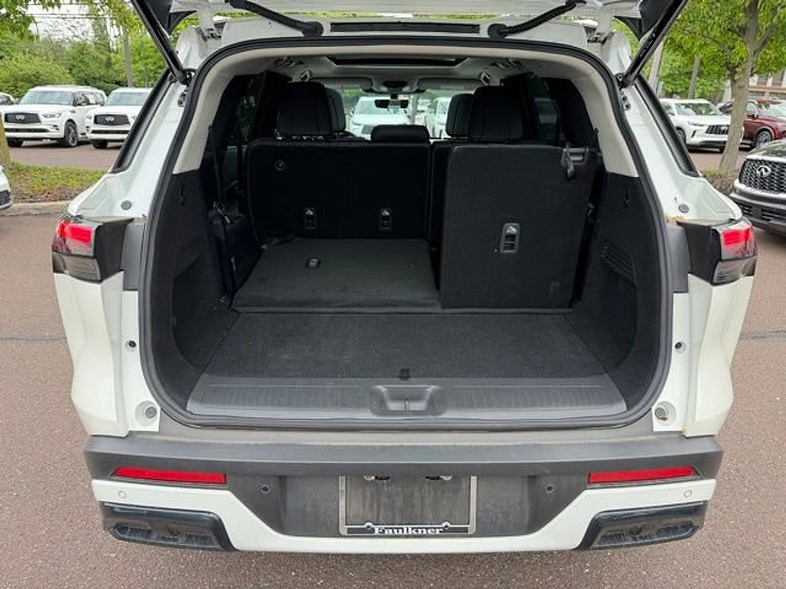 Certified 2025 INFINITI QX60 Luxe AWD/4WD image 16