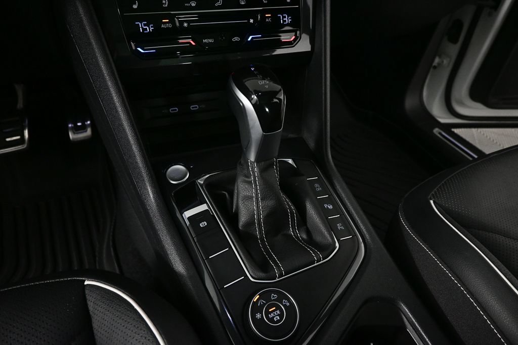 Used 2024 Volkswagen Tiguan SEL R-Line AWD/4WD image 14