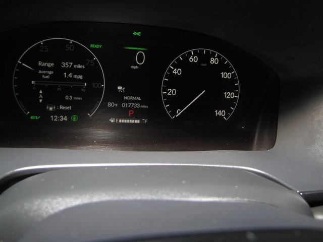 Certified 2025 Honda CR-V Sport Touring image 4