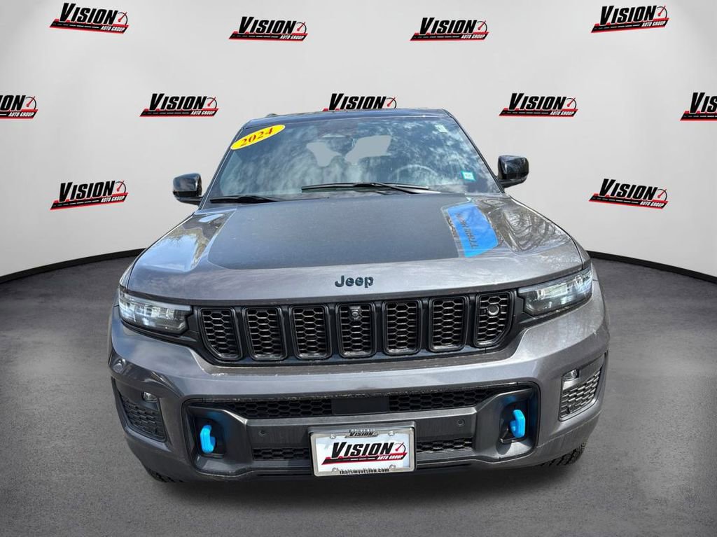 Used 2024 Jeep Grand Cherokee Trailhawk w/ Advanced Protech Group II image 2
