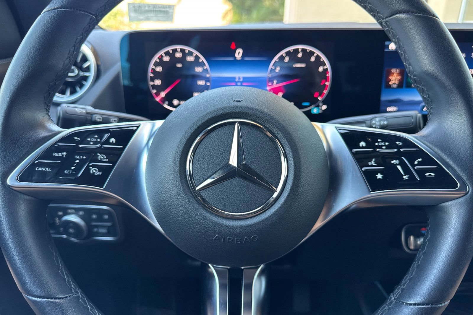 Used 2025 Mercedes-Benz GLA 250 image 24