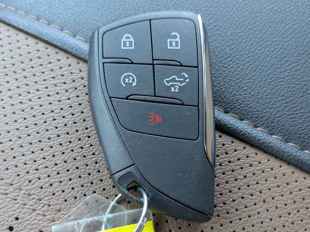 Used 2024 Chevrolet Silverado 1500 High Country w/ High Country Premium Package image 30