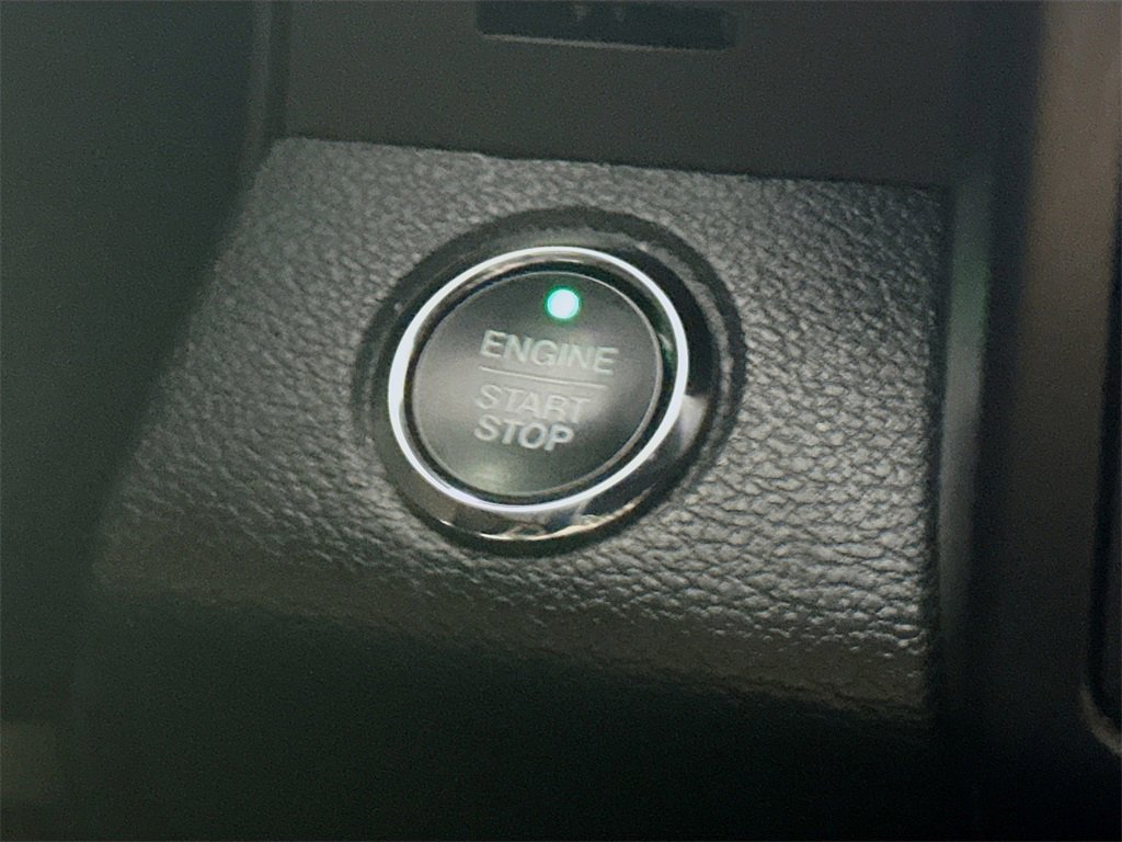 Used 2021 Ford Expedition Max Limited image 27