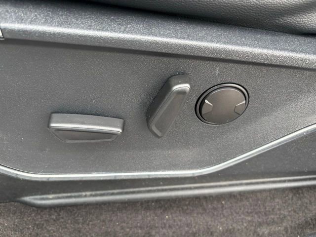 Used 2022 Ford F150 Lariat image 22