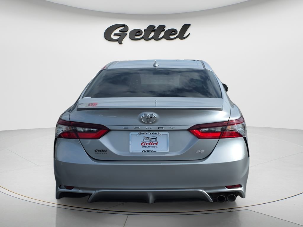 Used 2021 Toyota Camry SE FWD image 6