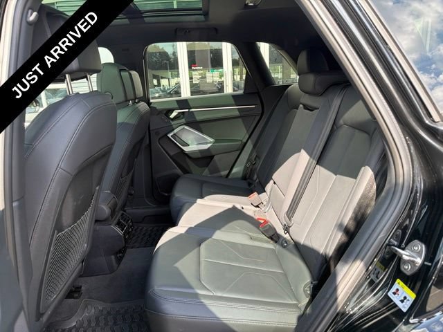 Used 2024 Audi Q3 2.0T Premium w/ Convenience Package AWD/4WD image 14