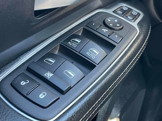 Used 2024 RAM 3500 Big Horn image 21