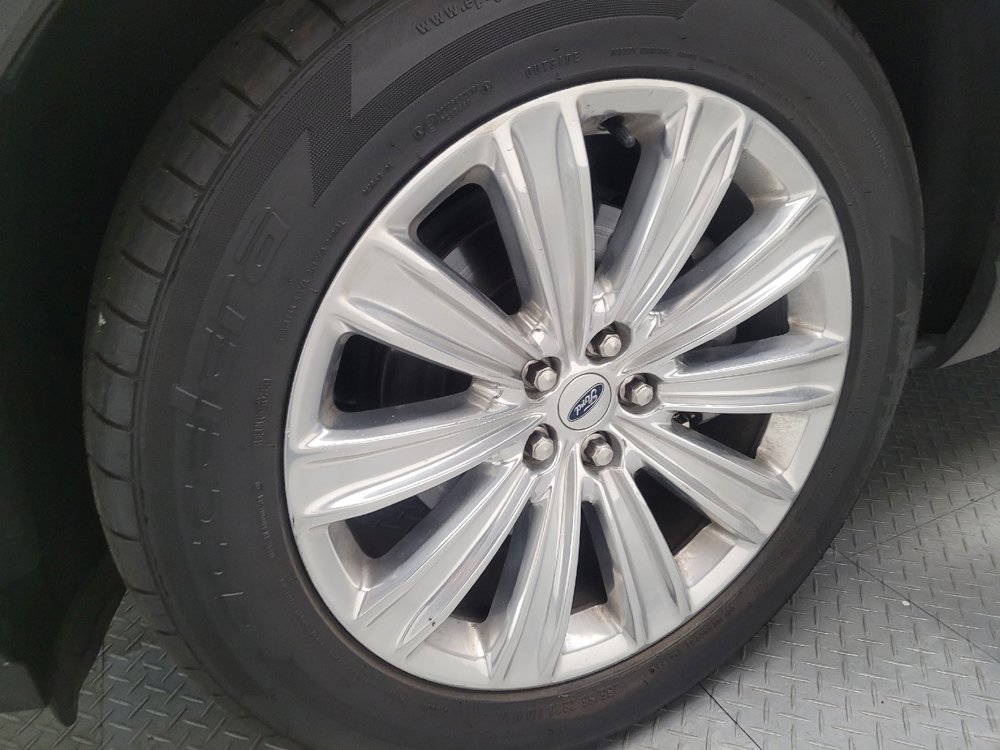 Used 2020 Ford Explorer Limited w/ Class III Trailer Tow Package image 31