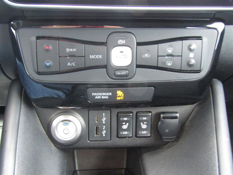 Used 2022 Nissan Leaf SV image 20