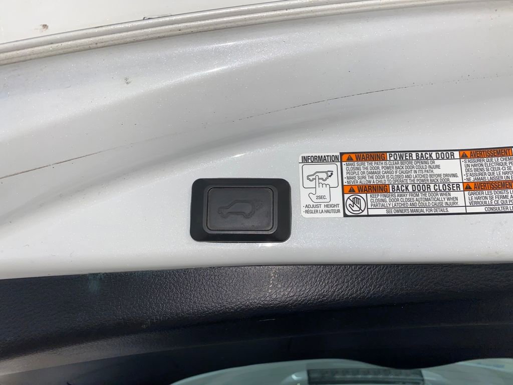 Used 2017 Toyota RAV4 Platinum w/ All Weather Liner Package AWD/4WD image 15