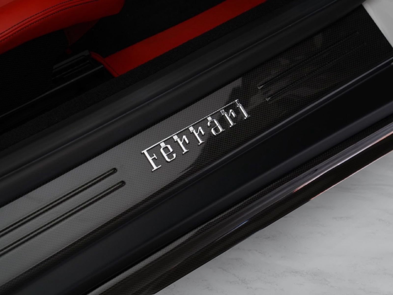 Used 2022 Ferrari 812 GTS RWD image 24