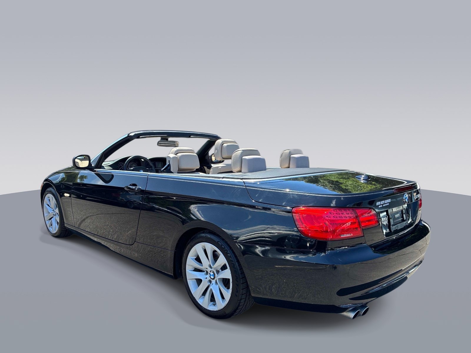 Used 2011 BMW 328i Convertible RWD image 5