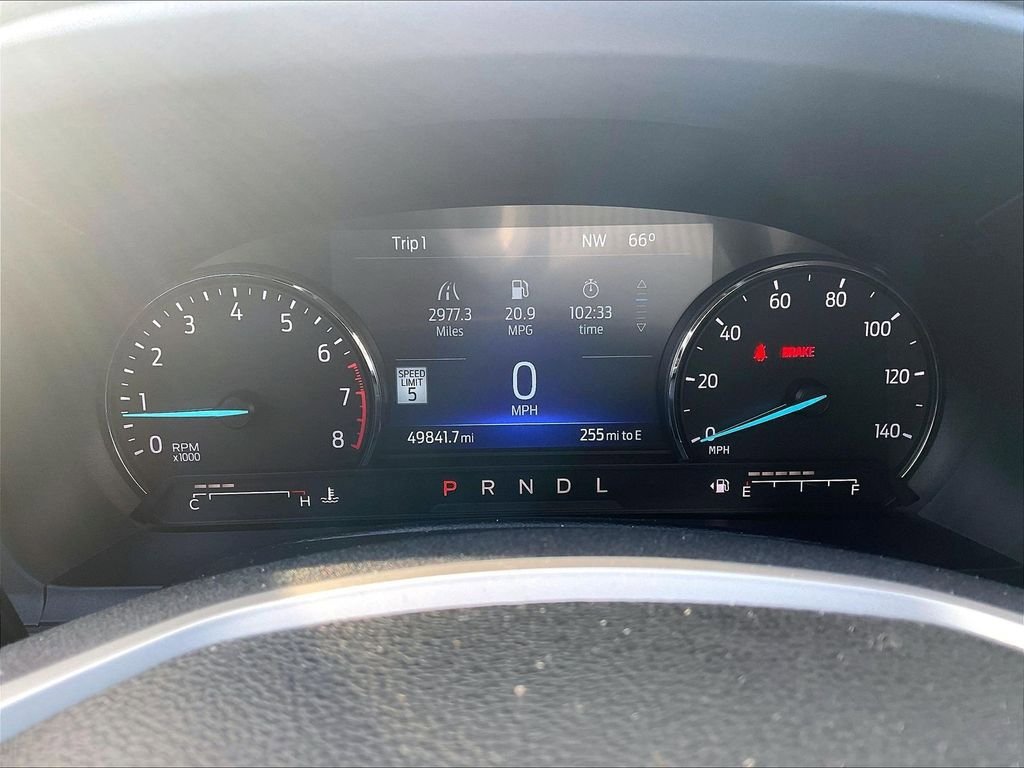 Used 2023 Ford Explorer Limited AWD/4WD image 25