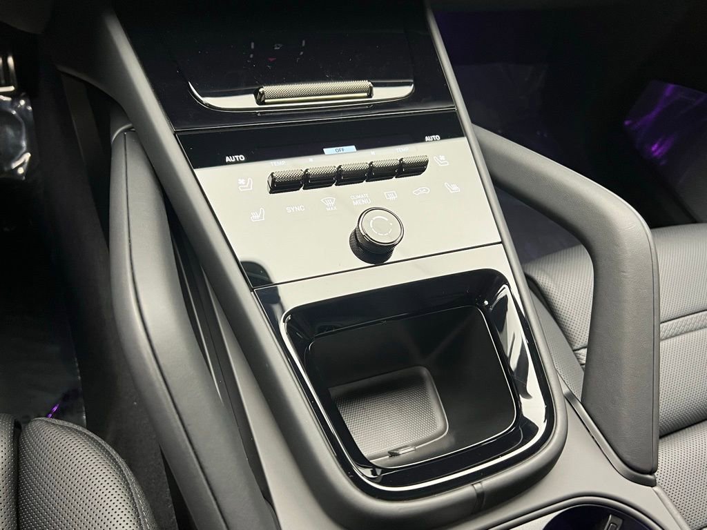 New 2026 Porsche Cayenne Turbo image 11