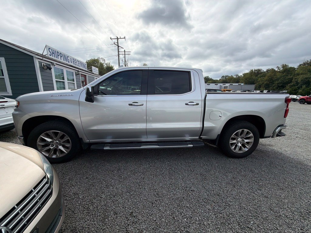Used 2020 Chevrolet Silverado 1500 LTZ w/ LTZ Premium Package AWD/4WD image 4