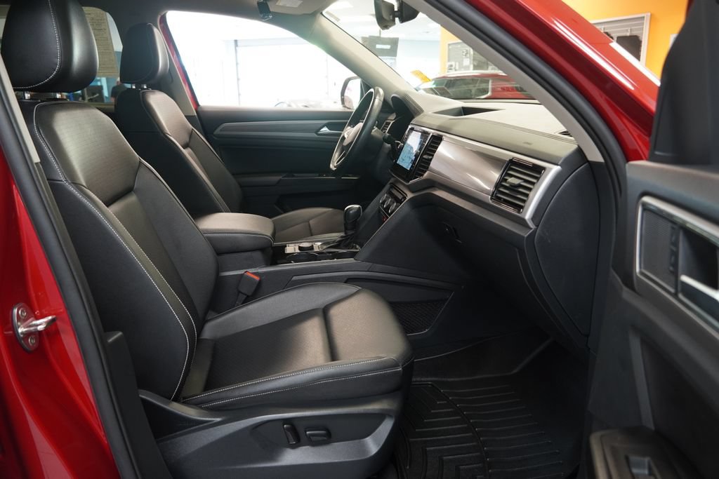 Used 2021 Volkswagen Atlas SEL AWD/4WD image 37
