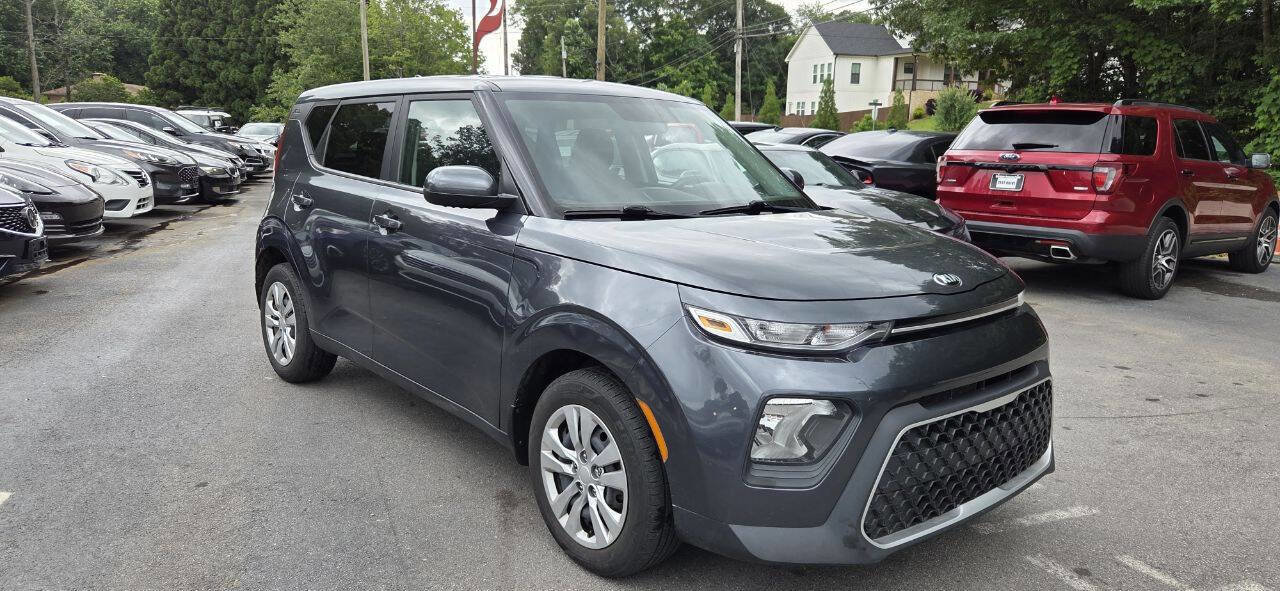 Used 2021 Kia Soul LX image 3