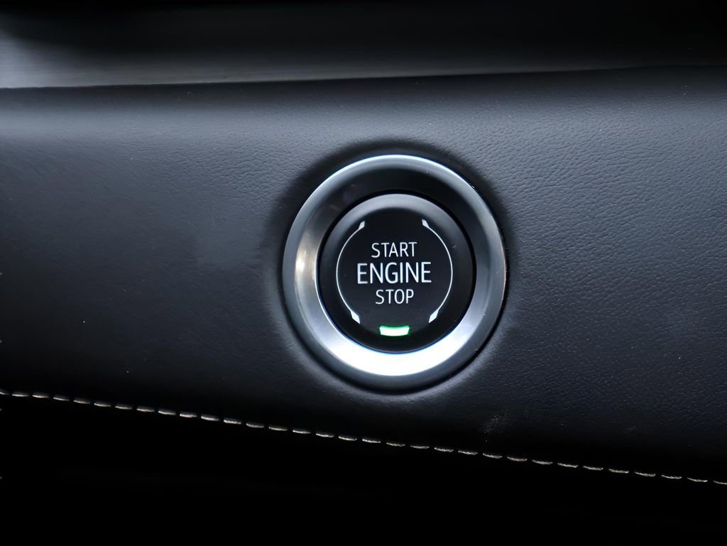 Used 2024 Cadillac Escalade Sport Platinum w/ Heavy-Duty Trailer Package image 32