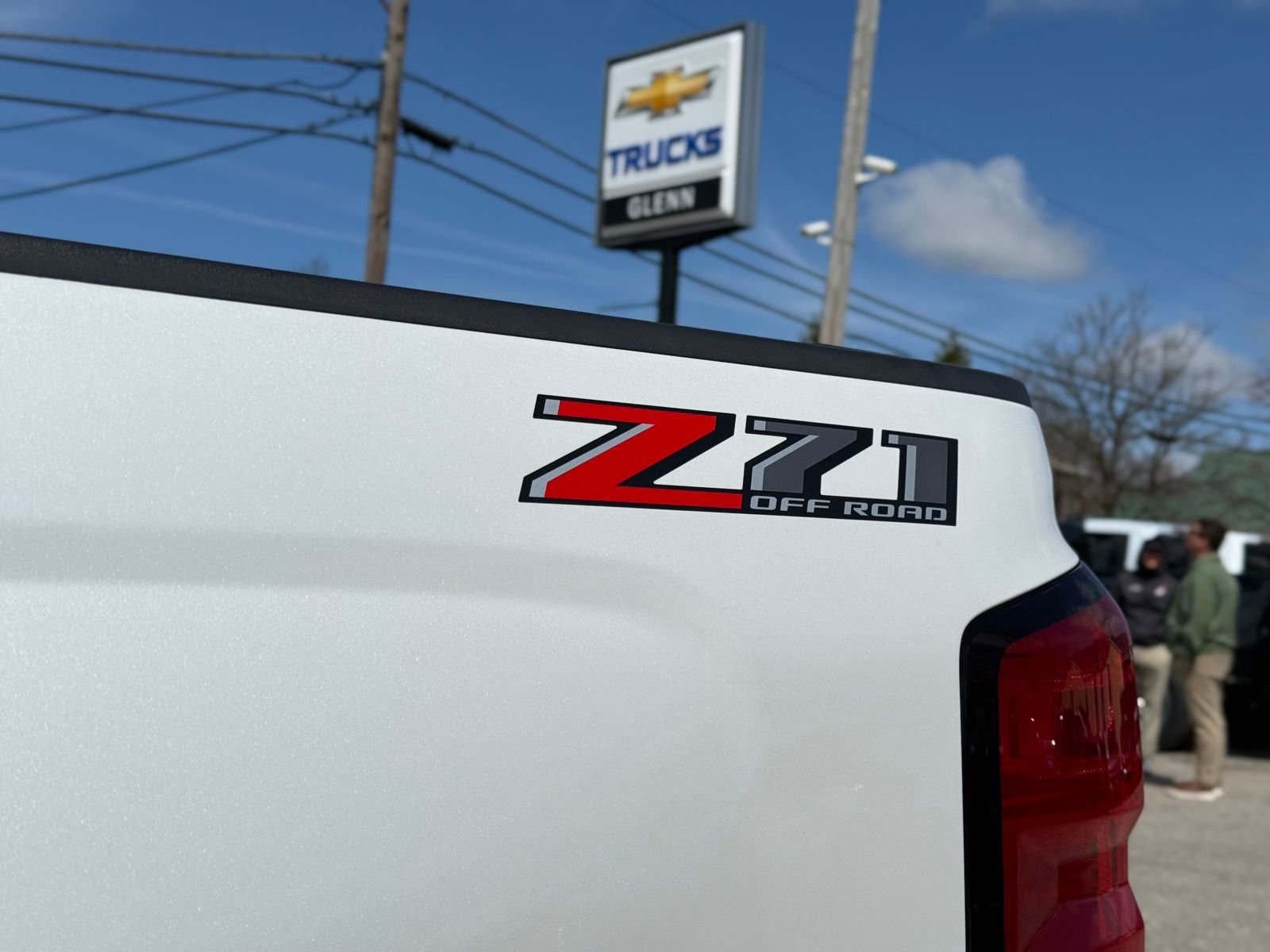 Used 2018 Chevrolet Silverado 1500 LT w/ All Star Edition AWD/4WD image 11