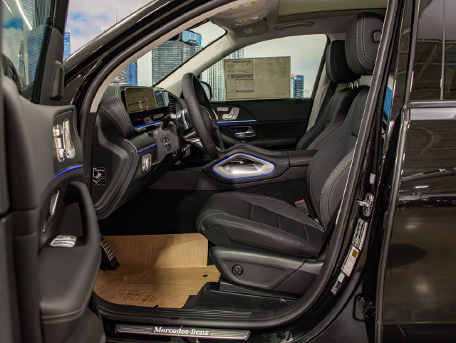 New 2026 Mercedes-Benz GLS 450 4MATIC image 18