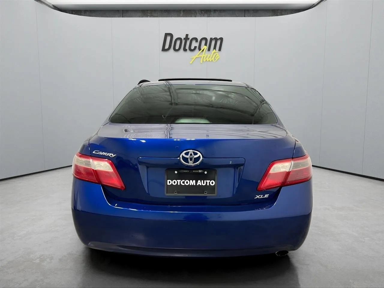 Used 2007 Toyota Camry XLE w/ Leather Pkg FWD image 8