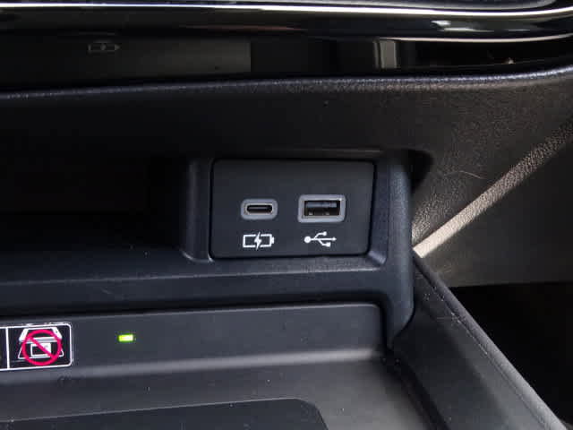 Used 2023 Lexus NX 350h Luxury w/ Vision Package image 32