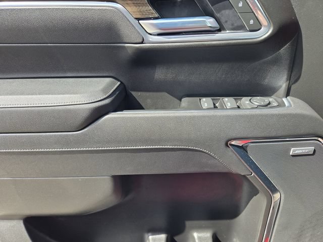 Used 2025 Chevrolet Silverado 1500 LT Trail Boss w/ Convenience Package II AWD/4WD image 28