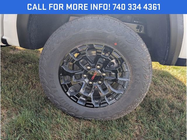 New 2026 GMC Canyon Elevation w/ Convenience Package image 29