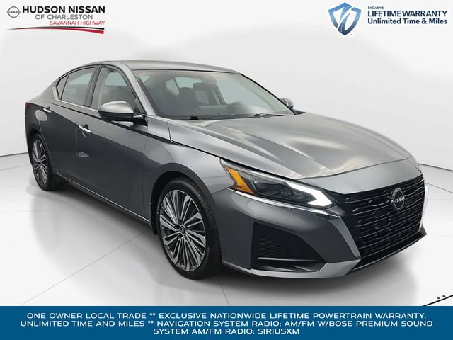 Used 2024 Nissan Altima 2.5 SL image 1