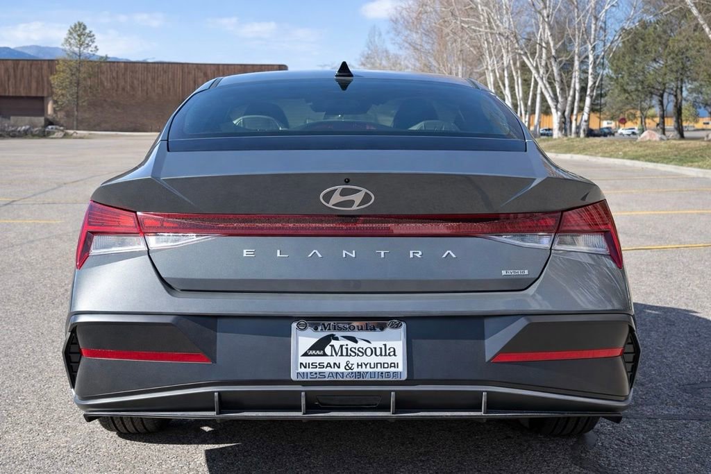 New 2026 Hyundai Elantra Limited image 9