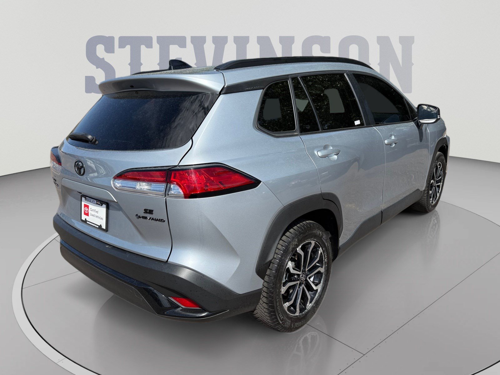 Used 2025 Toyota Corolla Cross AWD Hybrid w/ Moonroof Package image 5