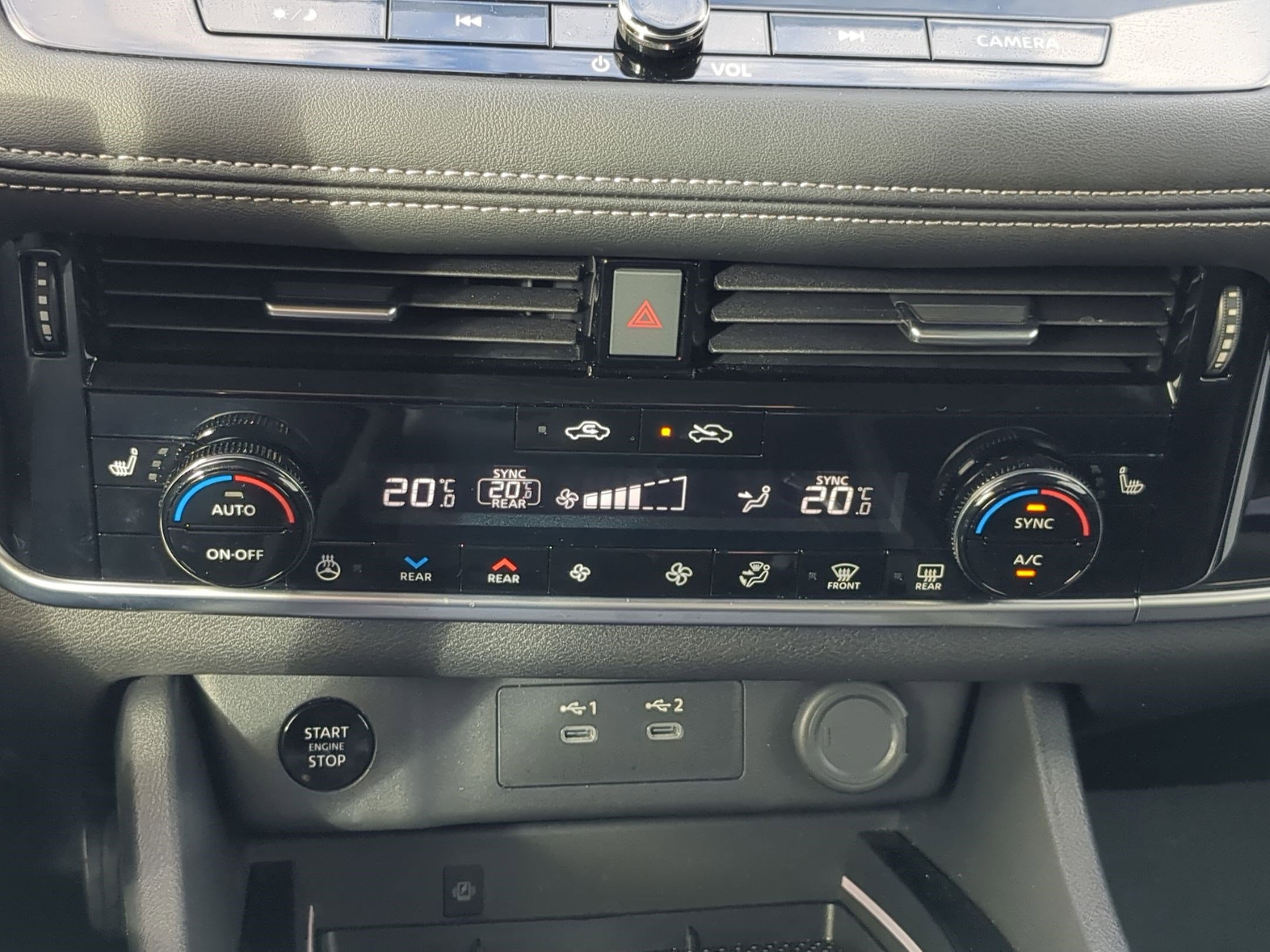 Used 2025 Nissan Rogue SL w/ Tech Package image 25