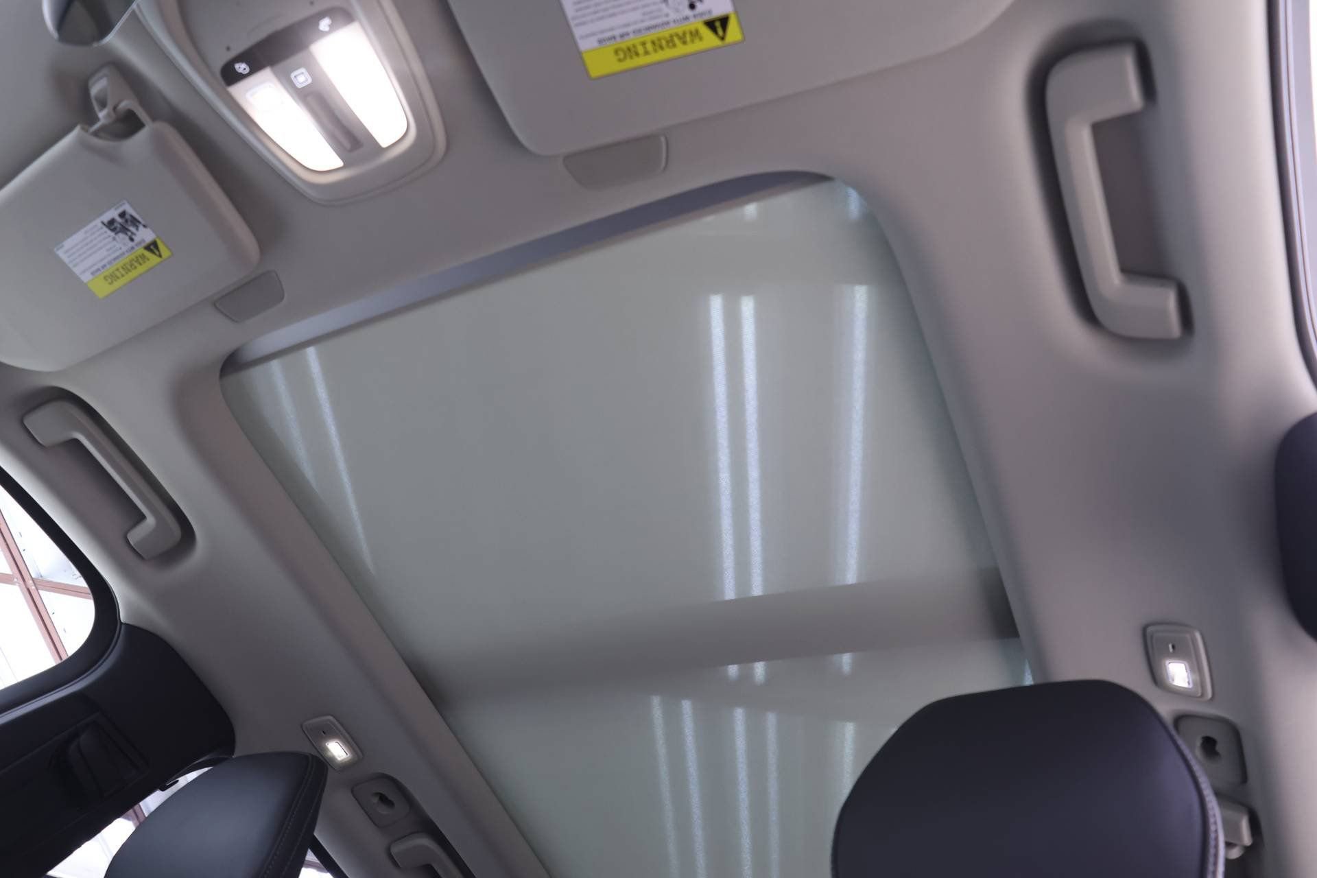 New 2026 Volvo XC90 B6 Ultra w/ Protection Package image 15