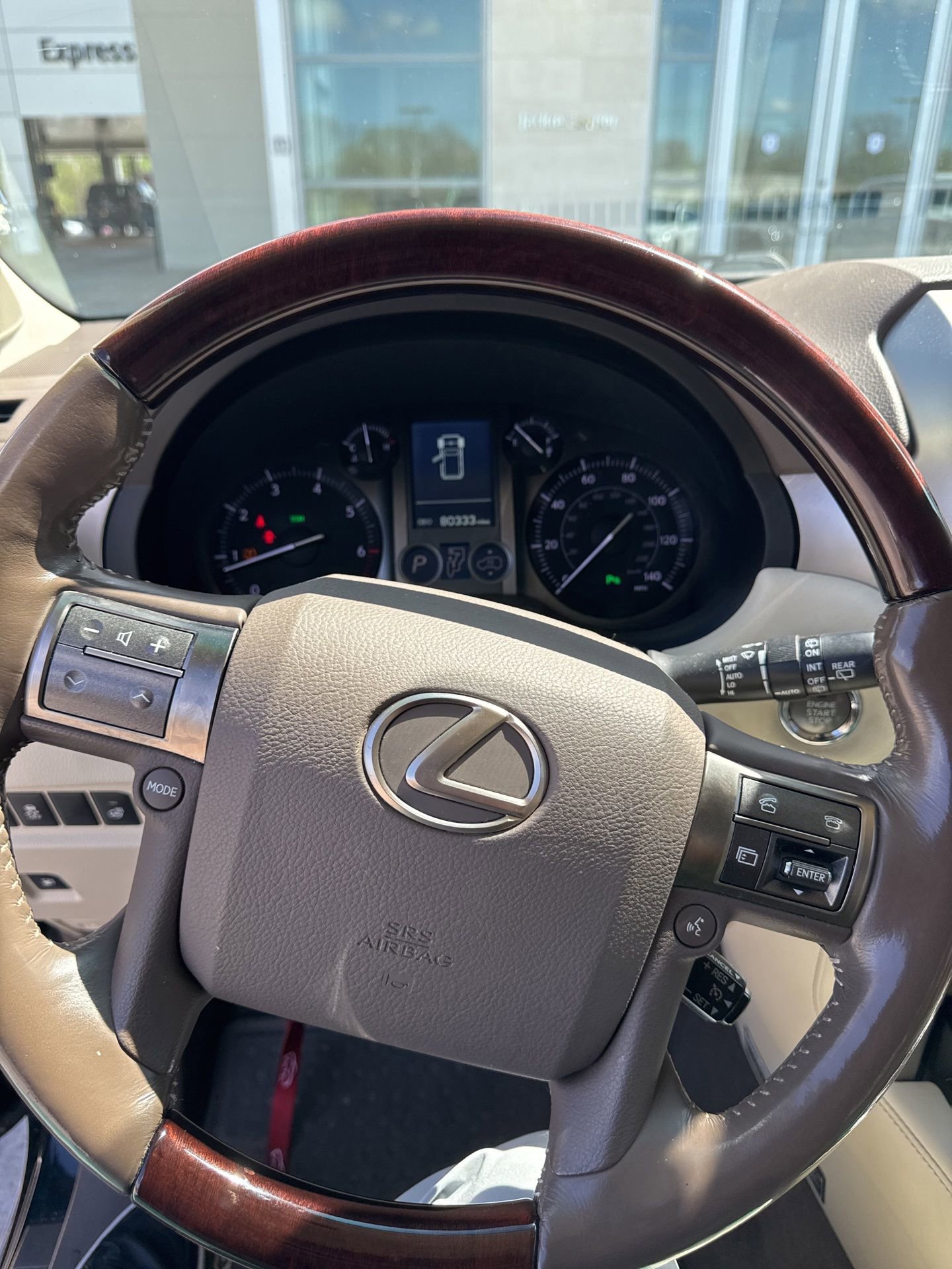 Used 2017 Lexus GX 460 Luxury w/ Preferred Accessory Package image 12