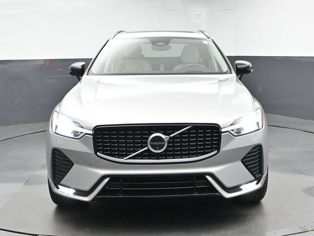 Used 2024 Volvo XC60 B5 Ultimate w/ Climate Package AWD/4WD image 3