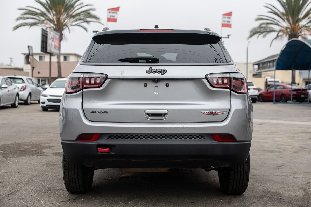 Used 2019 Jeep Compass Trailhawk AWD/4WD image 4