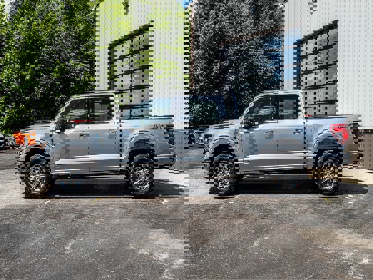 Used 2024 Ford F150 XLT w/ Mobile Office Package image 2