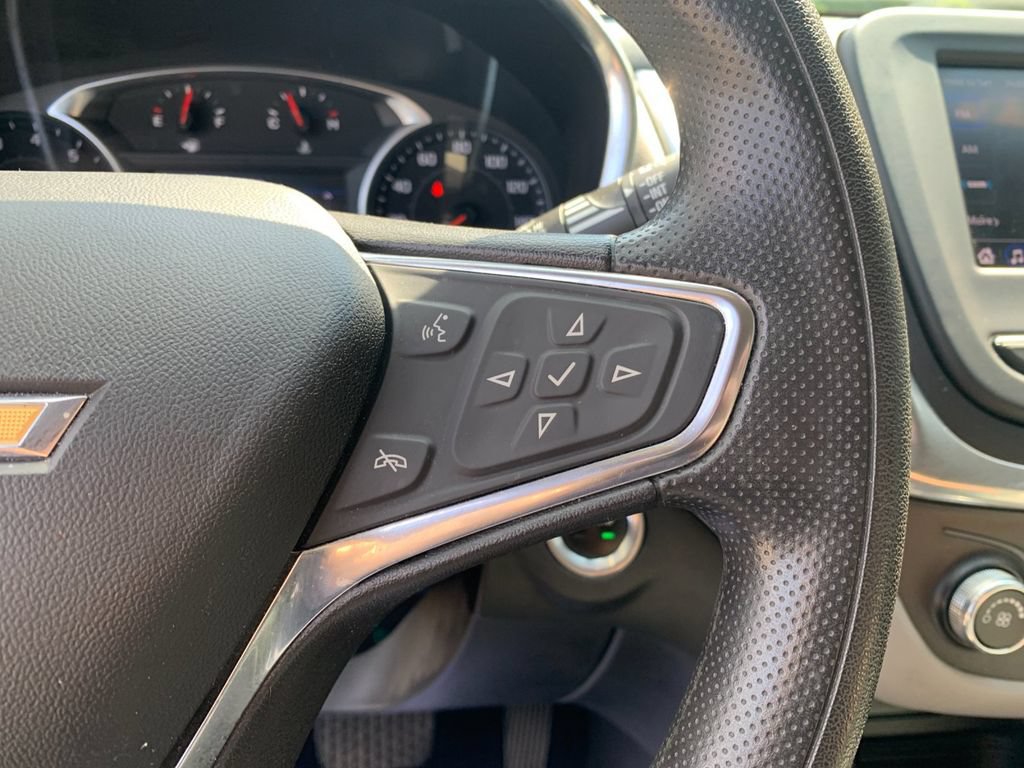 Used 2021 Chevrolet Equinox LT FWD image 29
